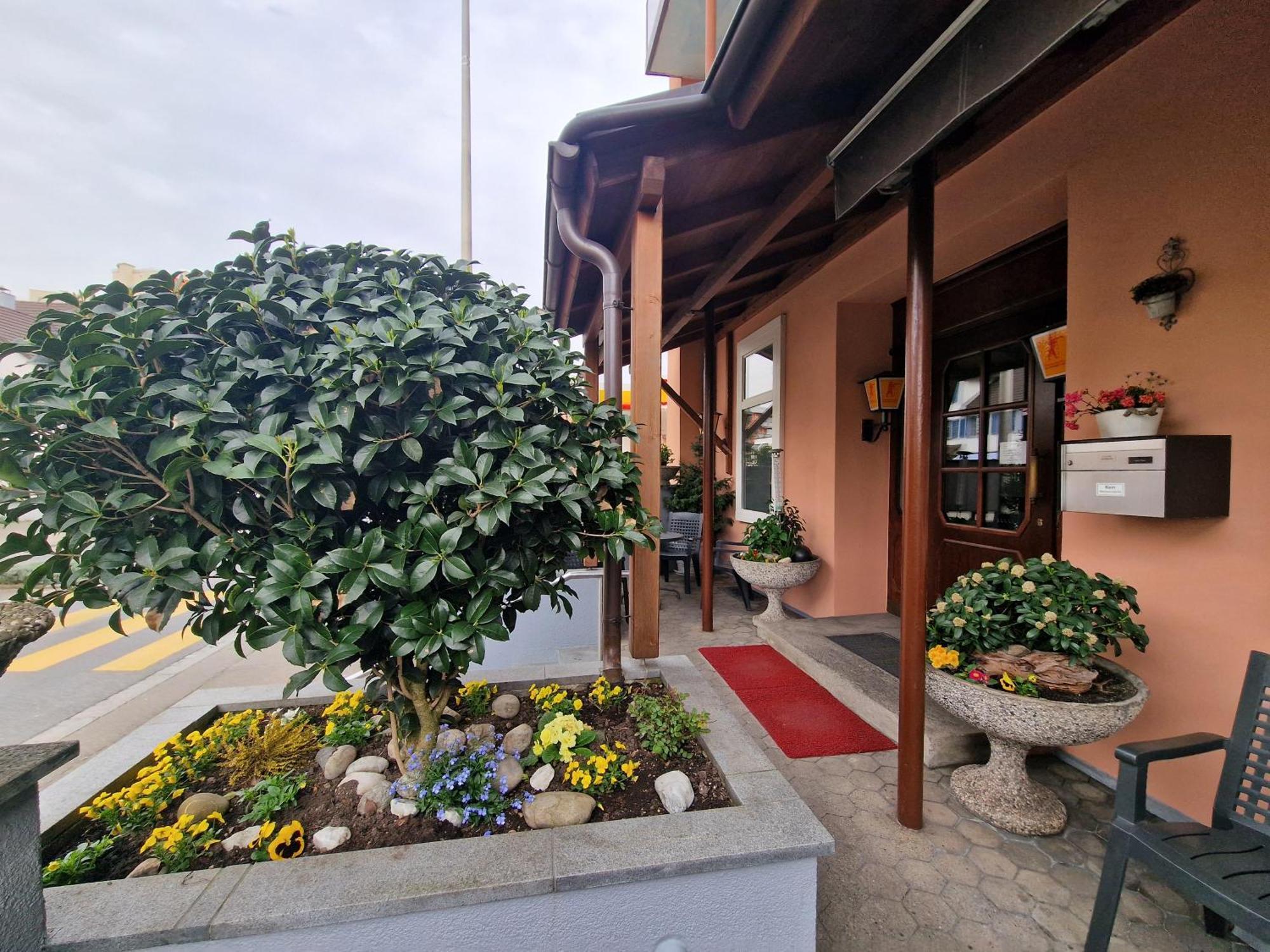 Plaza Hotel Kreuzlingen Bagian luar foto